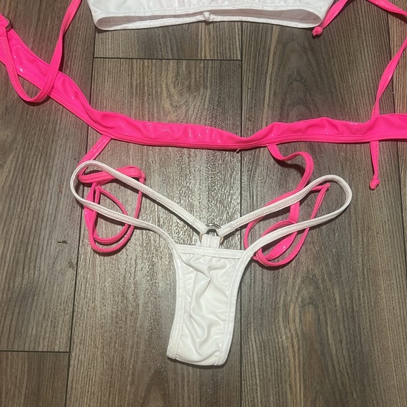 Barbie Handmade Set - Picture 4 of 4